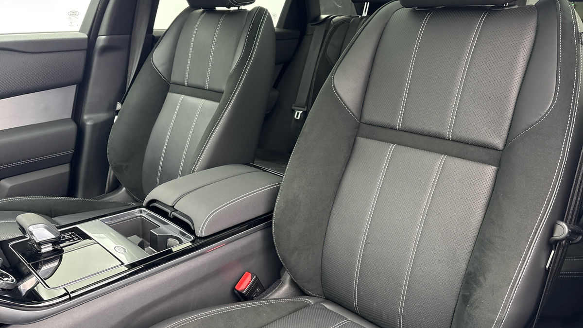 Land Rover Range Rover Velar Image 7