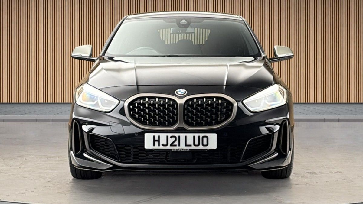 BMW 1 Series Image 3
