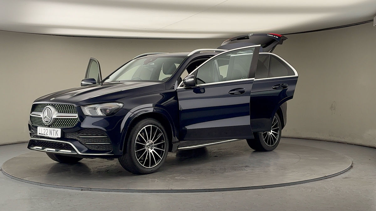 More views of Mercedes-Benz GLE