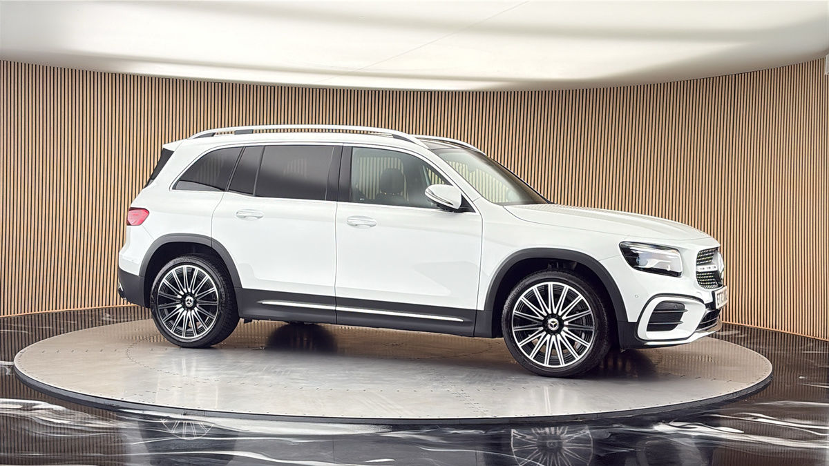More views of Mercedes-Benz GLB