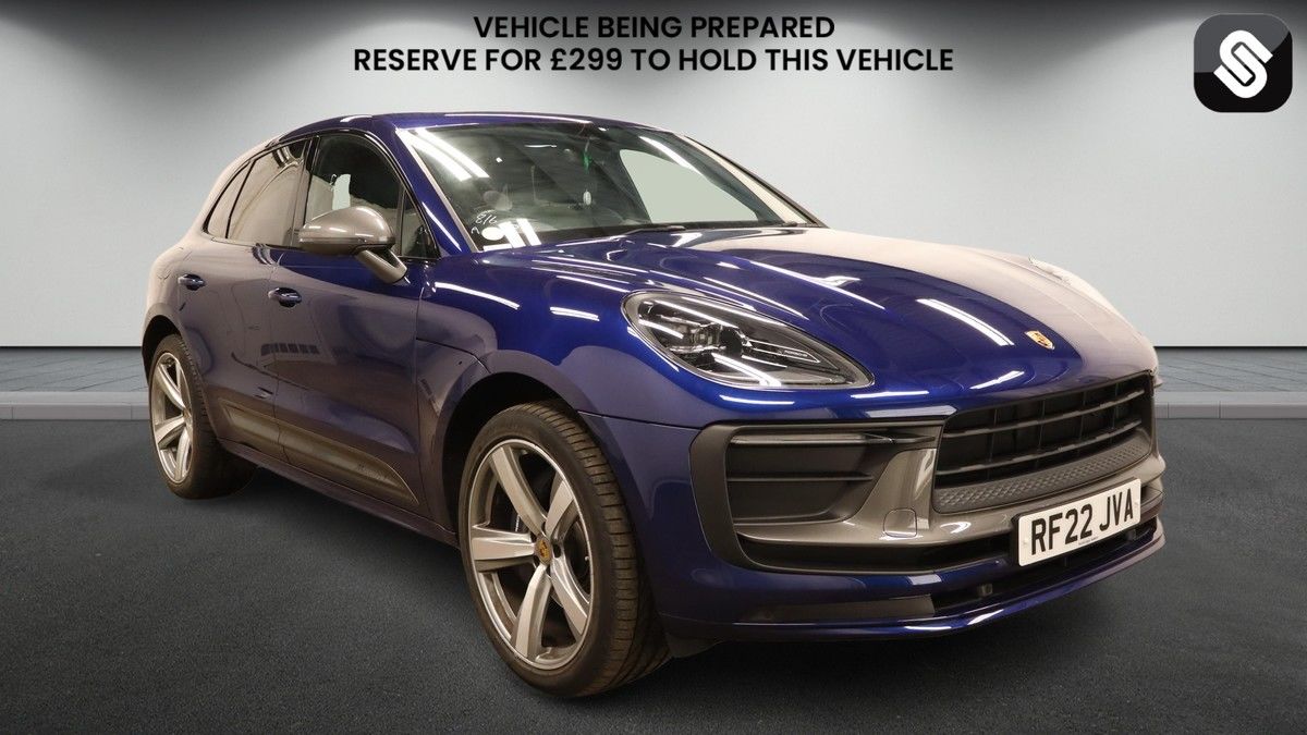 Porsche Macan Sticky Header Image