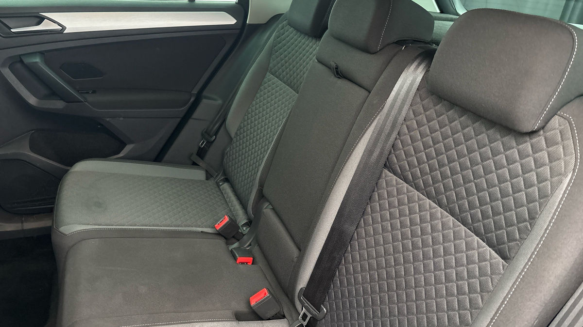 Volkswagen Tiguan Image 8