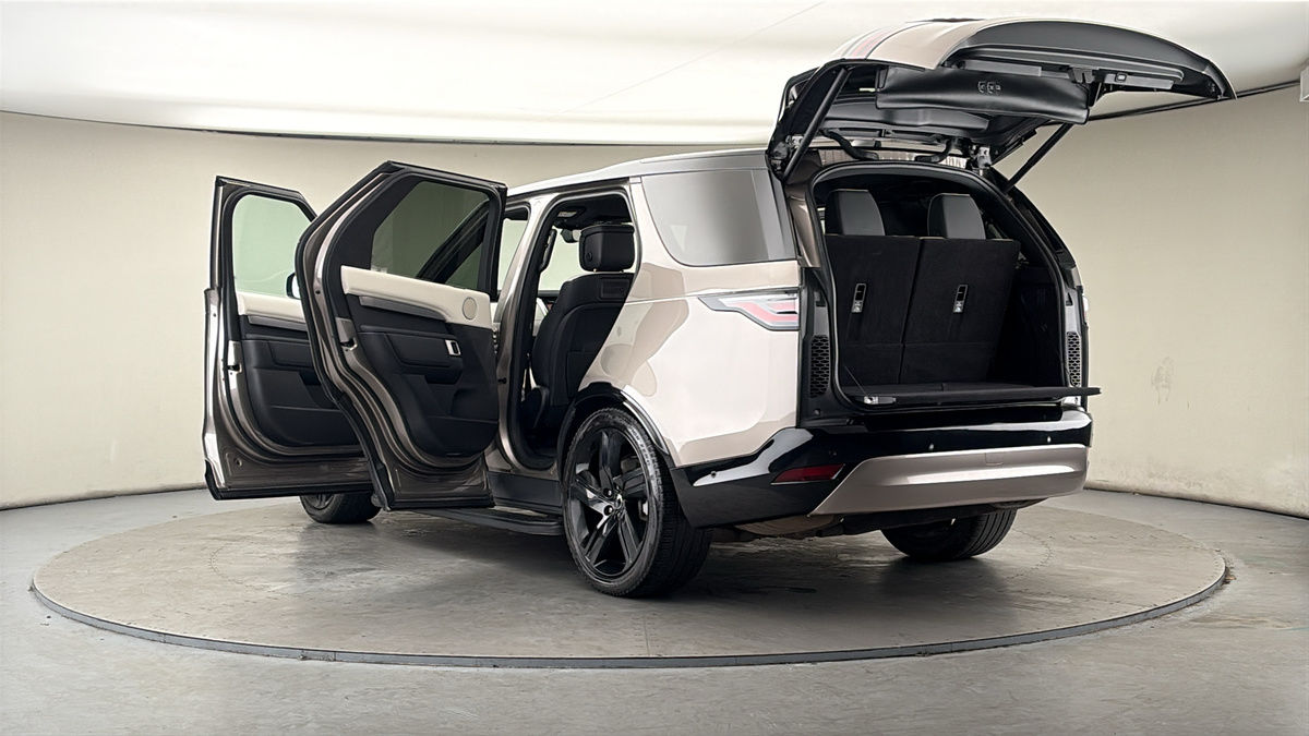 Land Rover Discovery Image 23