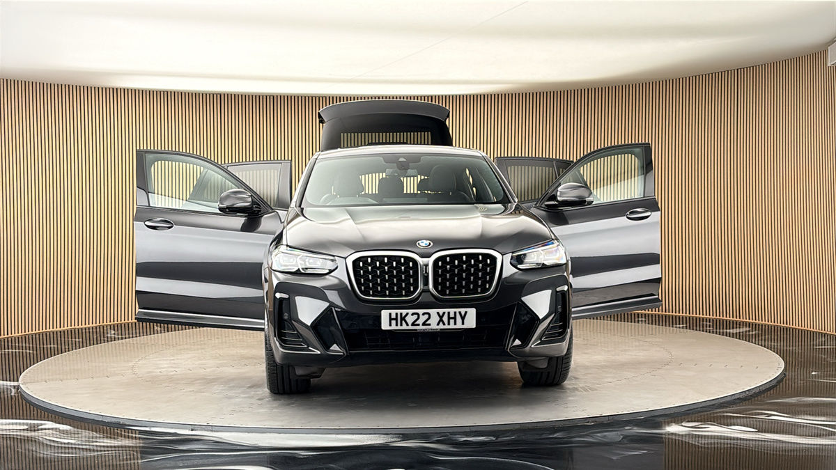 More views of BMW X4