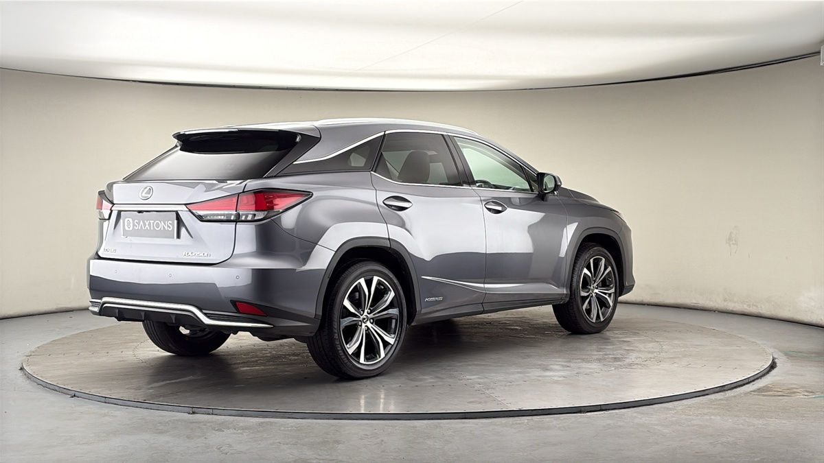 Lexus RX Image 21