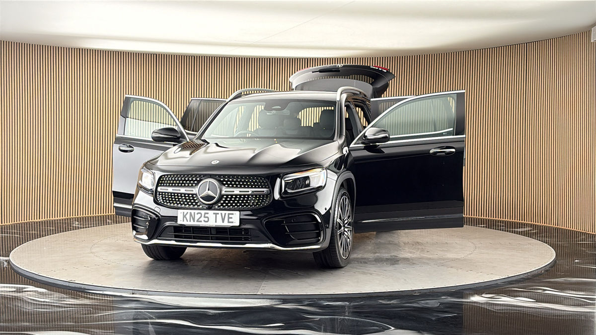 More views of Mercedes-Benz GLB