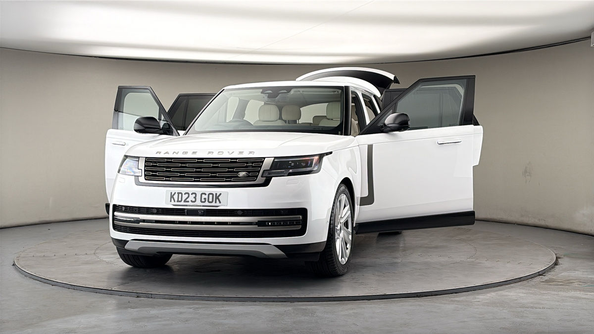 More views of Land Rover Range Rover