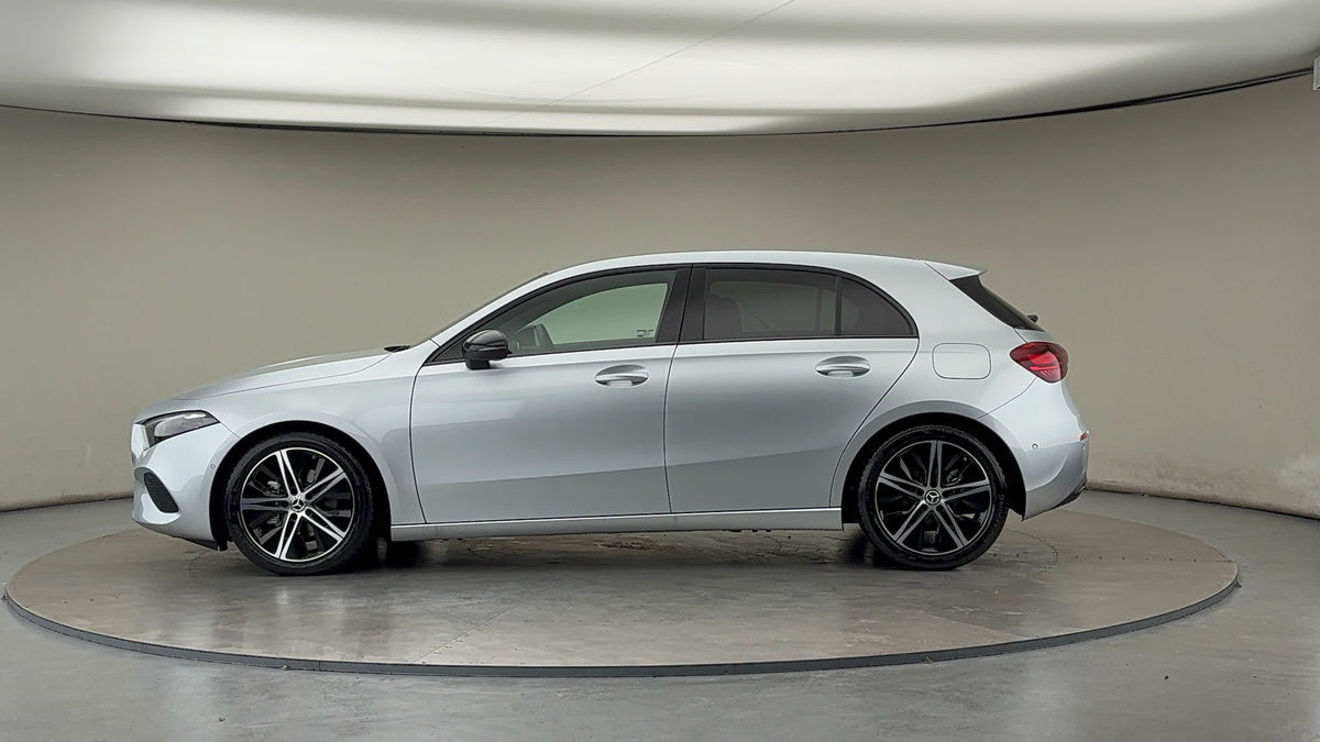 Mercedes-Benz A Class Image 15