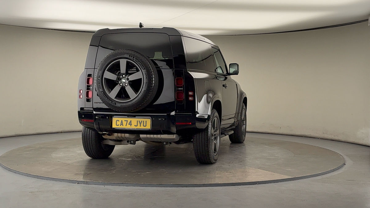 More views of Land Rover Defender 90