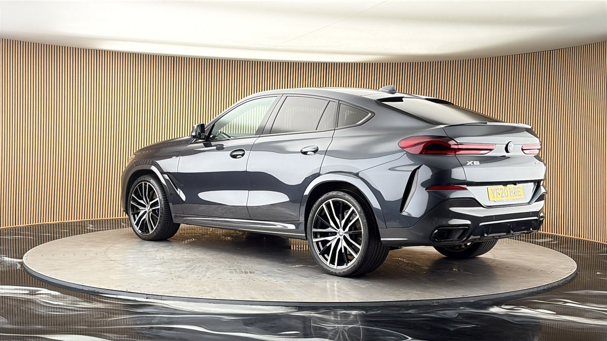More views of BMW X6