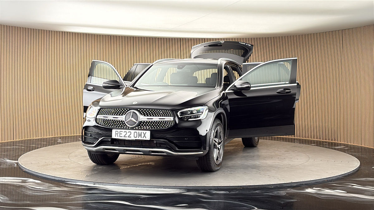 More views of Mercedes-Benz GLC