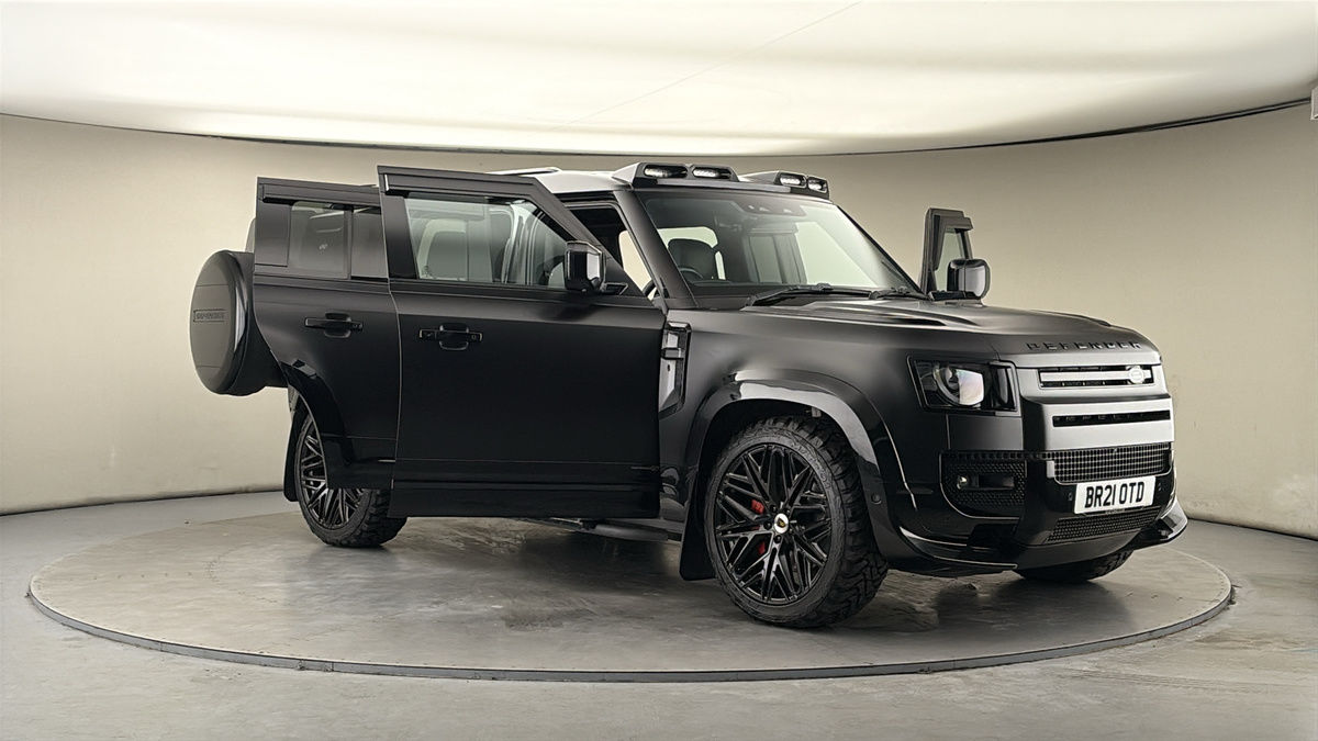 More views of Land Rover Defender 110