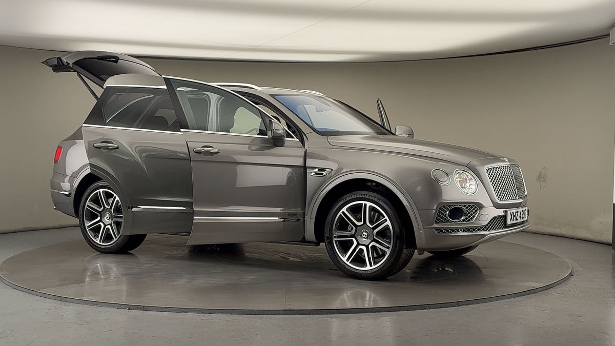 More views of Bentley Bentayga