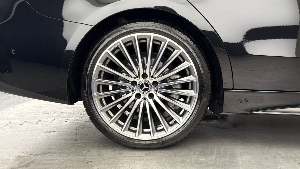 Mercedes-Benz C Class Image 10