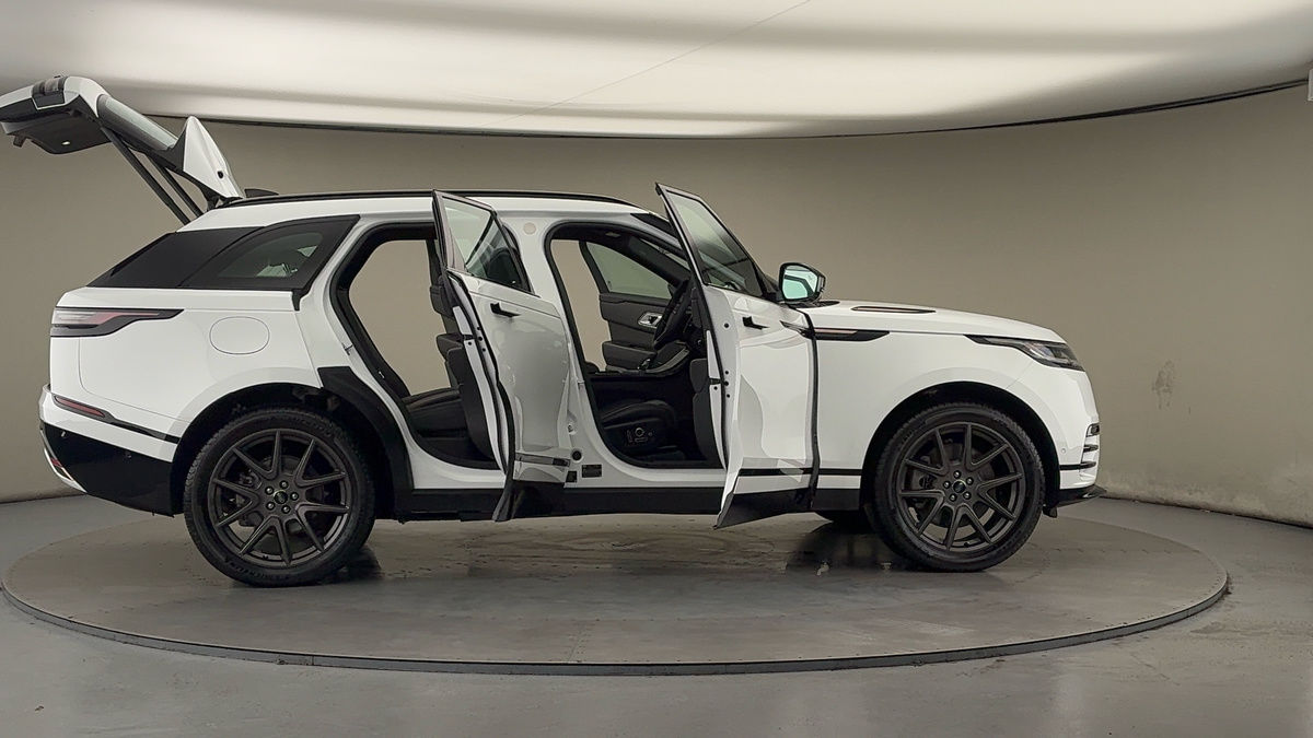 More views of Land Rover Range Rover Velar