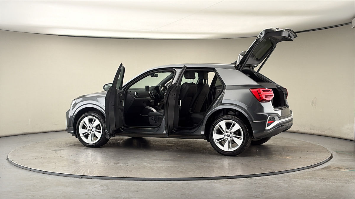 More views of Audi Q2