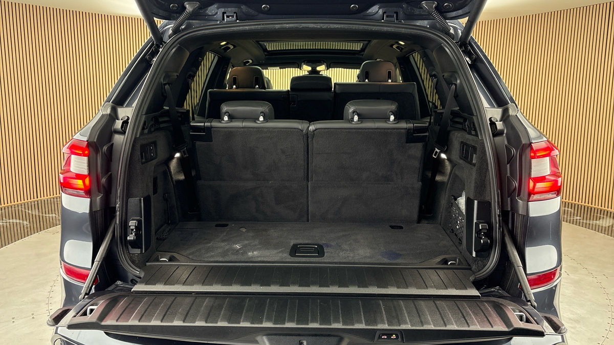 BMW X5 Image 11