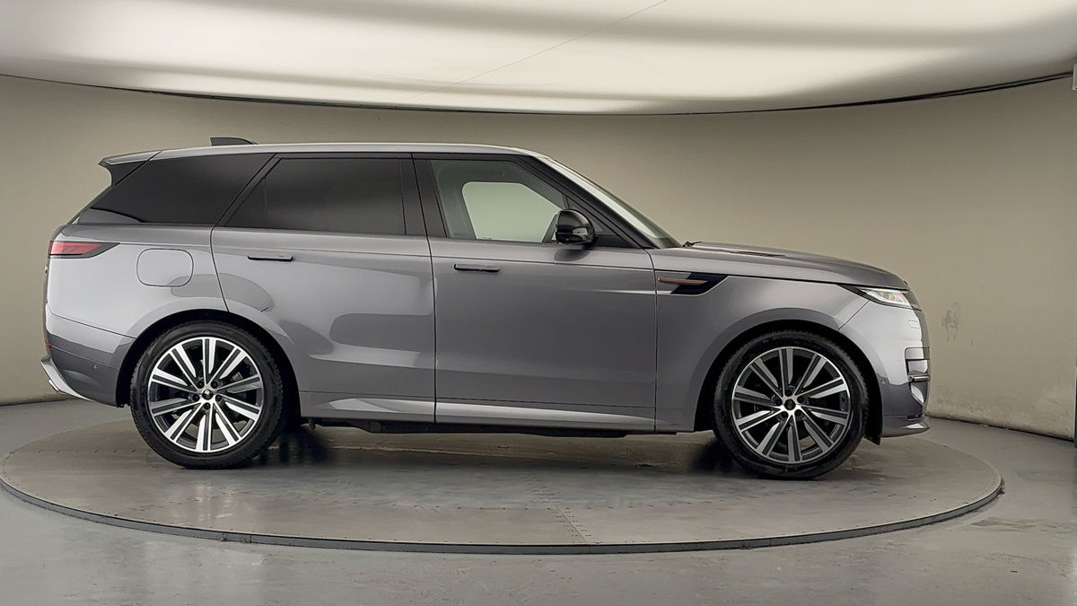 Land Rover Range Rover Sport Image 16