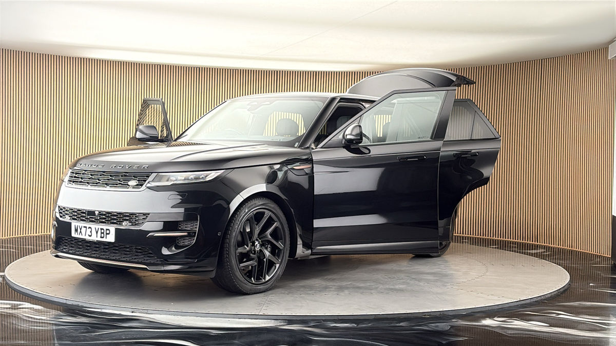 More views of Land Rover Range Rover Sport