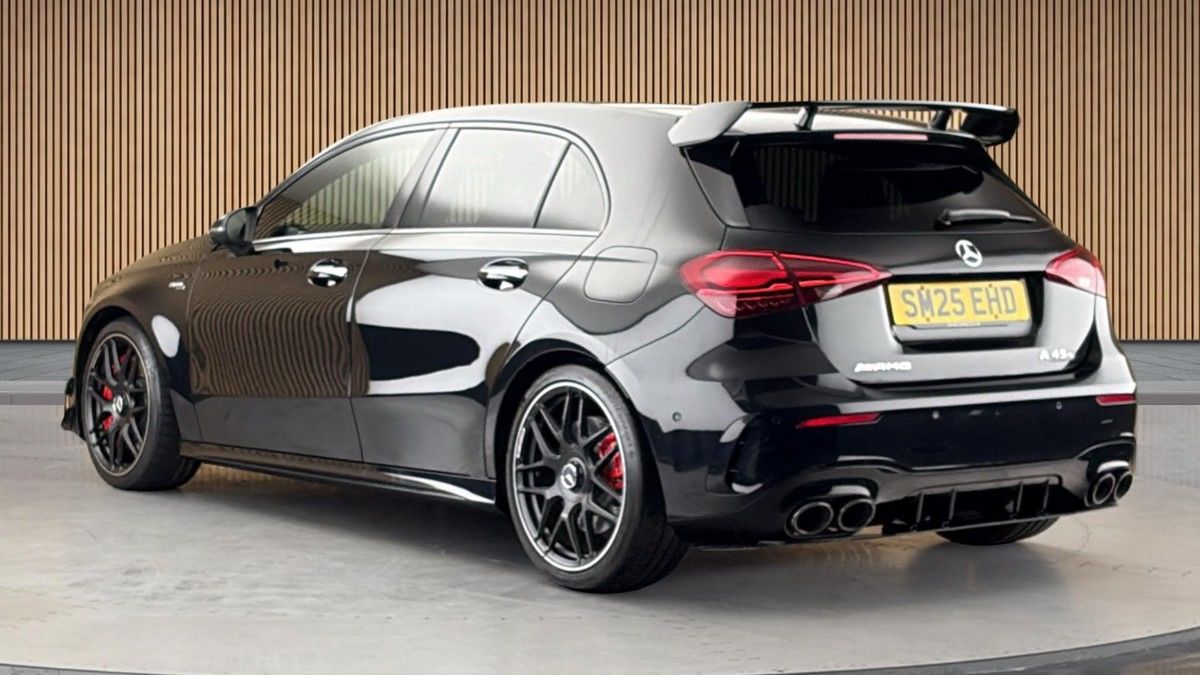 Mercedes-Benz A Class Image 2
