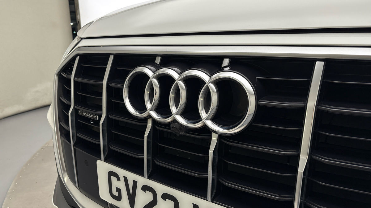 Audi Q7 Image 24
