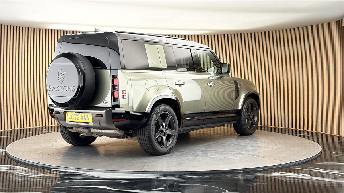 More views of Land Rover Defender 110