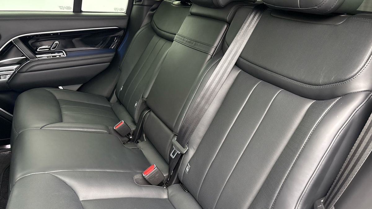 Land Rover Range Rover Image 8