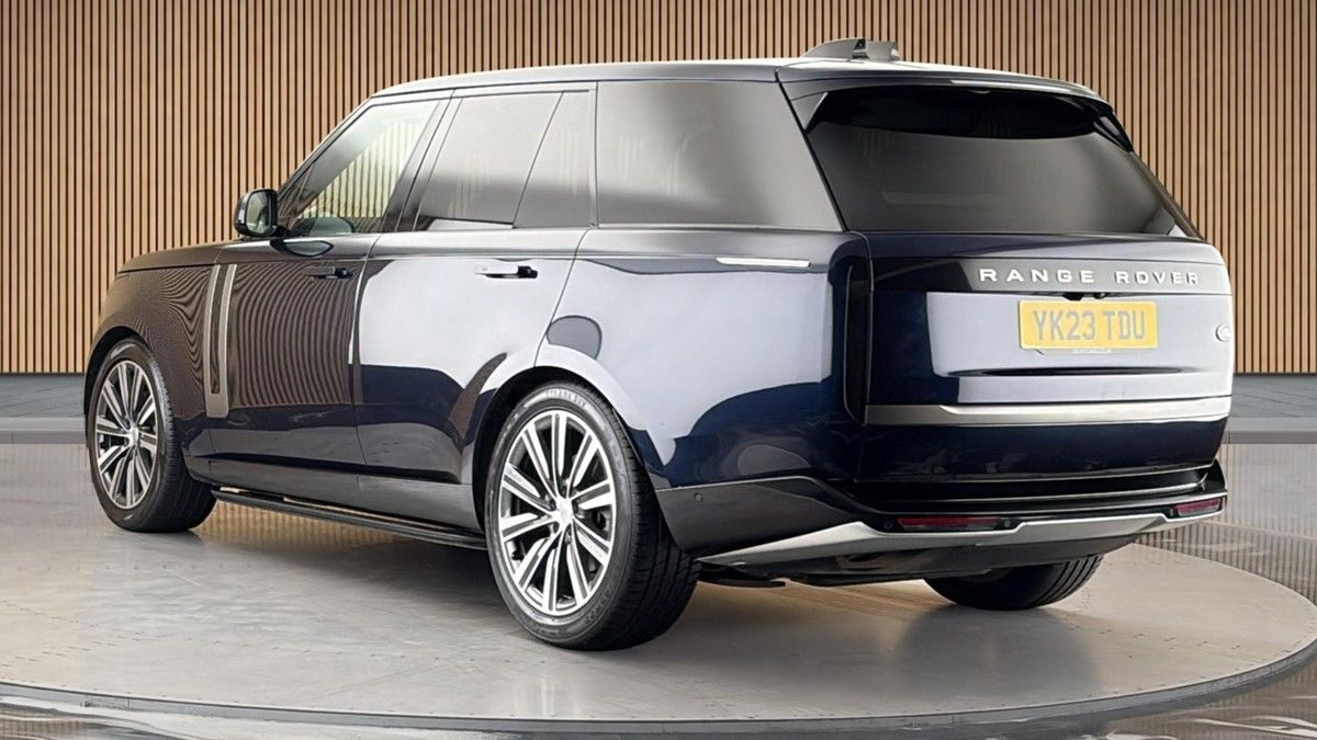 Land Rover Range Rover Image 2