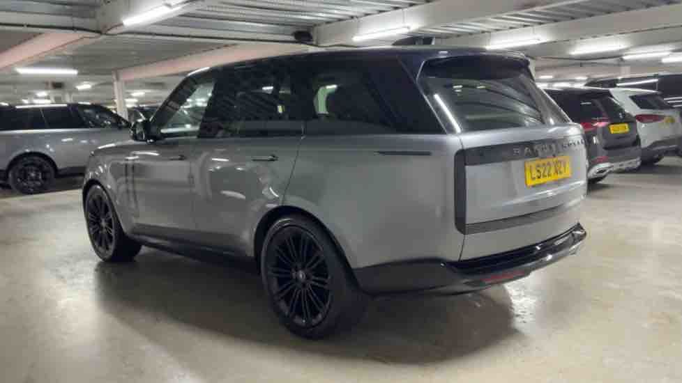 More views of Land Rover Range Rover