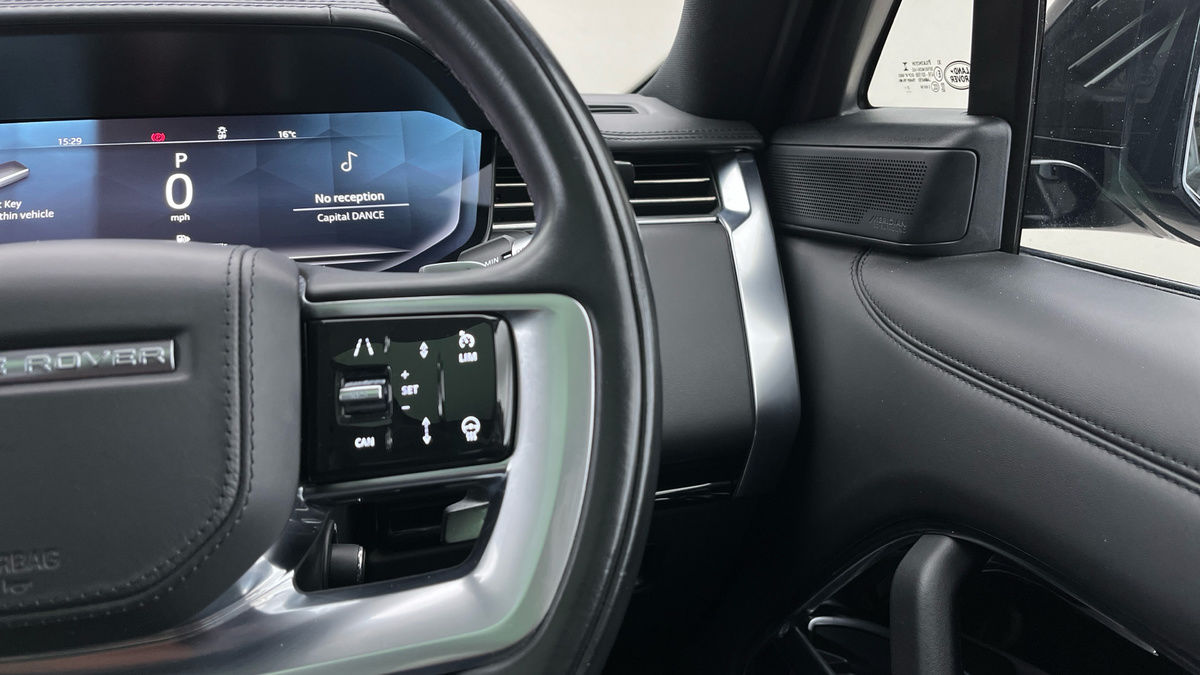 Land Rover Range Rover Image 14