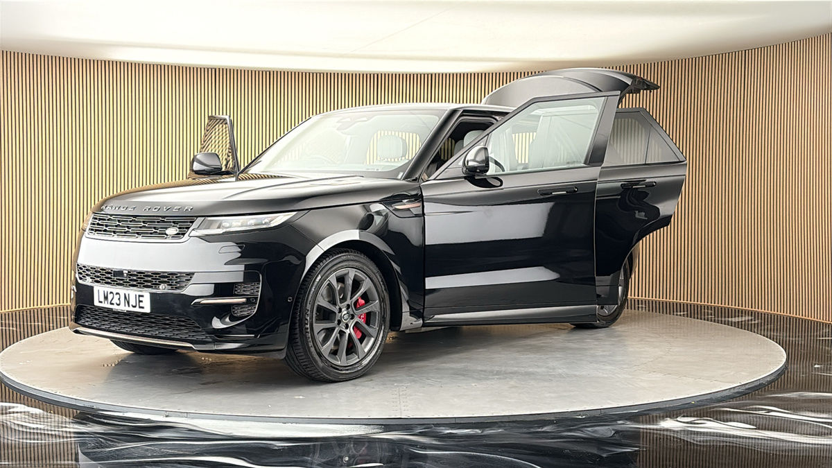 More views of Land Rover Range Rover Sport