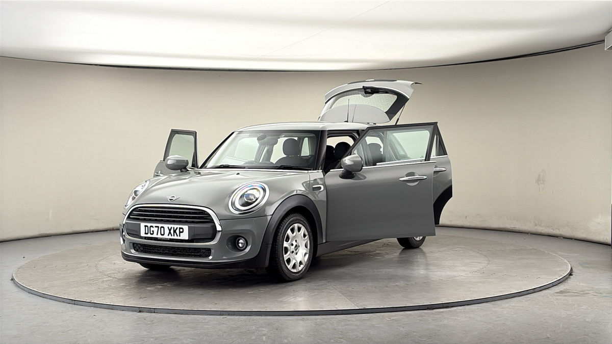 More views of MINI Hatch