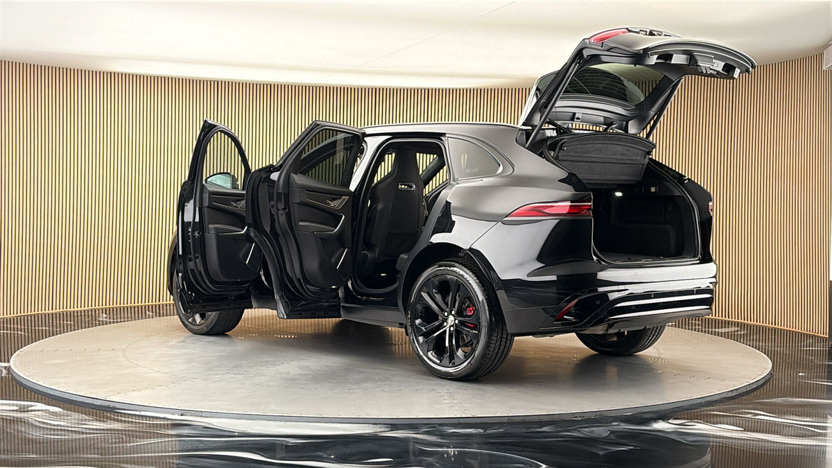 More views of Jaguar F-PACE