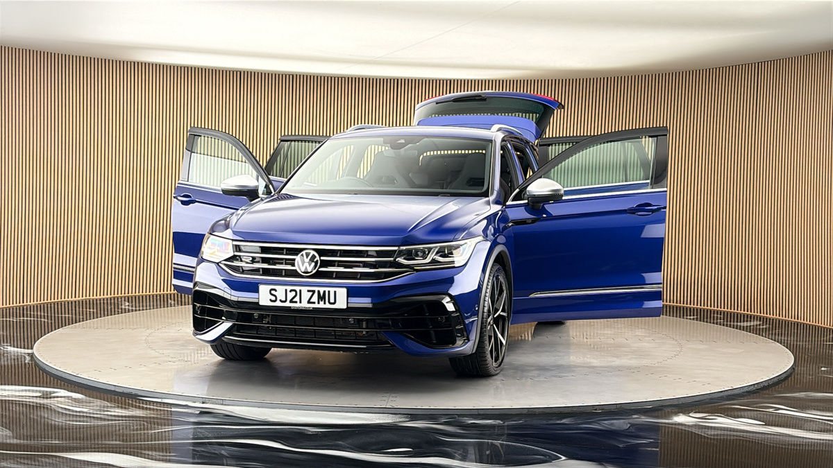 More views of Volkswagen Tiguan