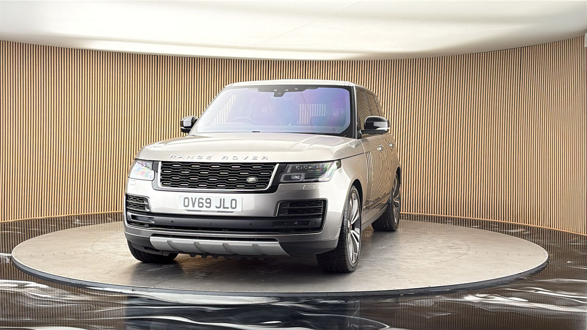 More views of Land Rover Range Rover