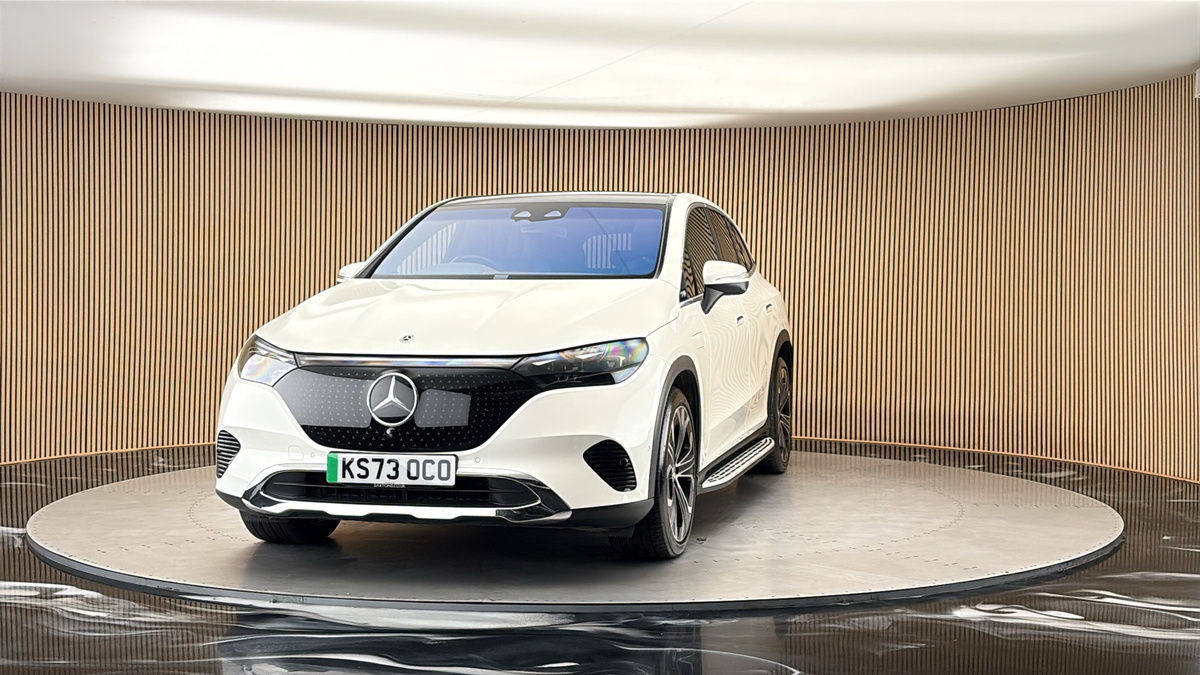 More views of Mercedes-Benz EQE