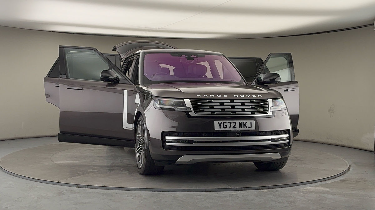 More views of Land Rover Range Rover