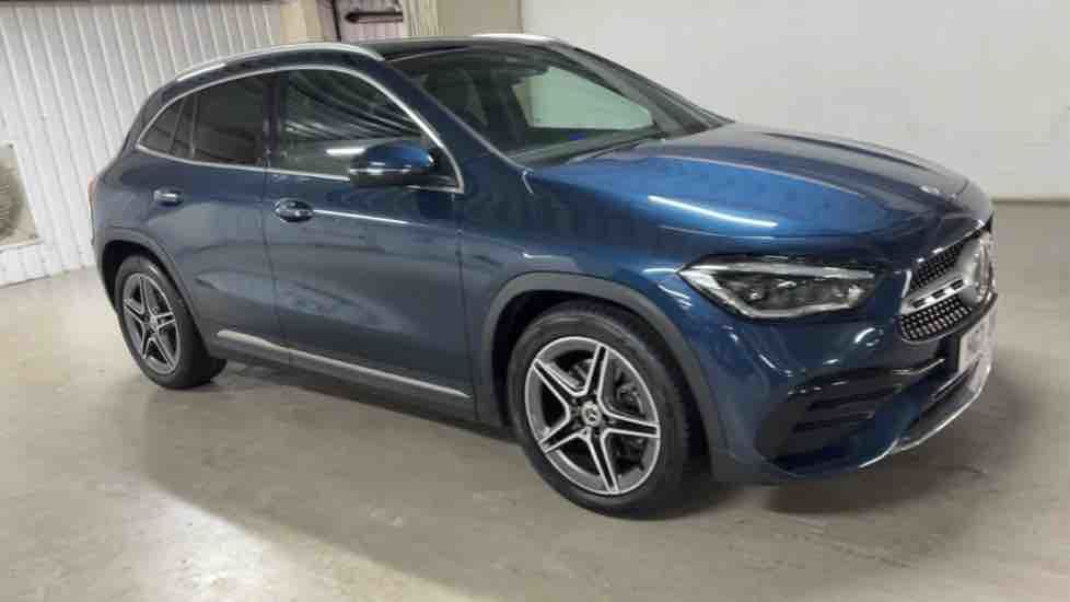More views of Mercedes-Benz GLA