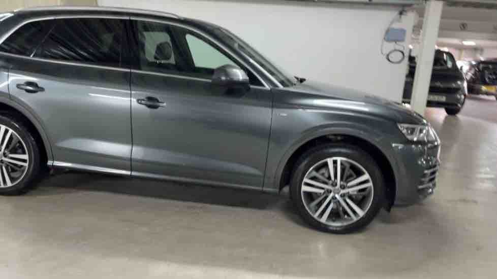 More views of Audi Q5
