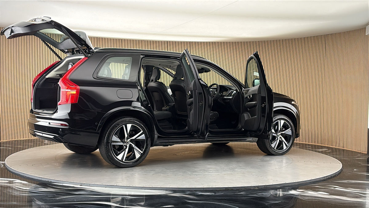 More views of Volvo XC90