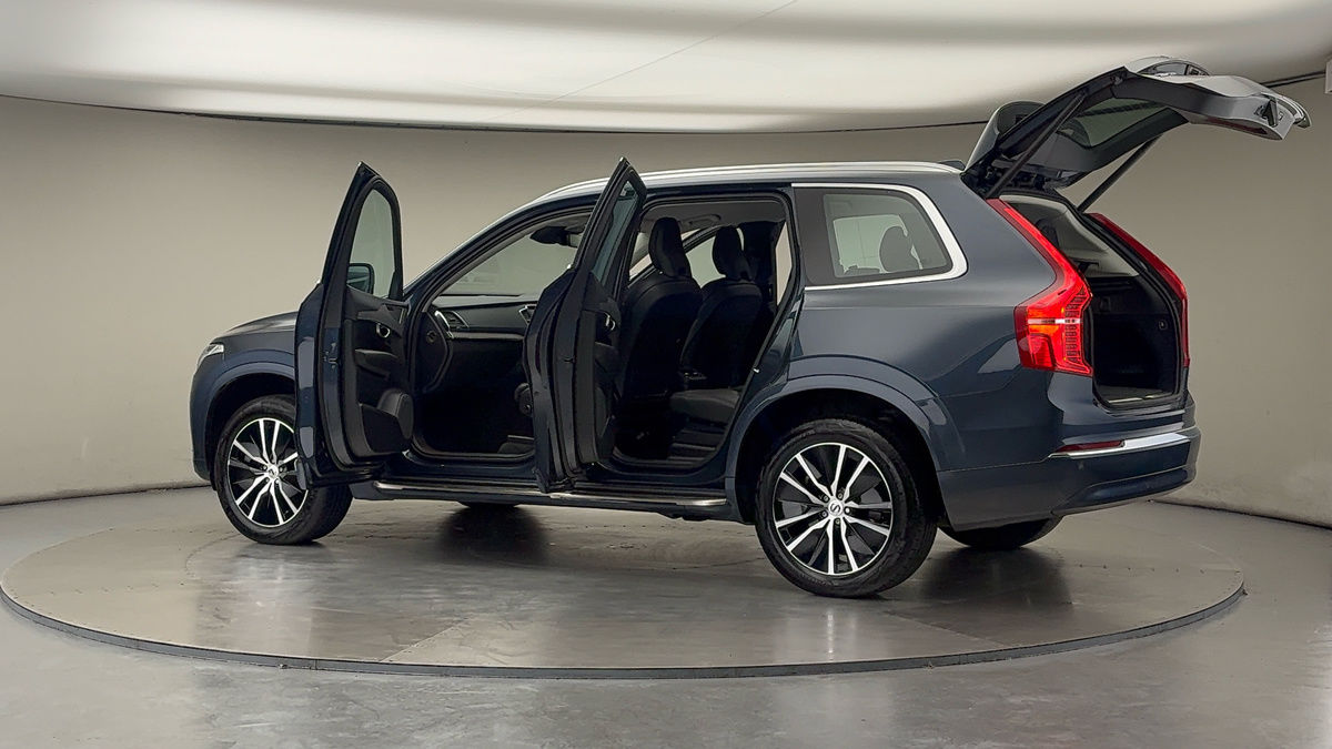 More views of Volvo XC90