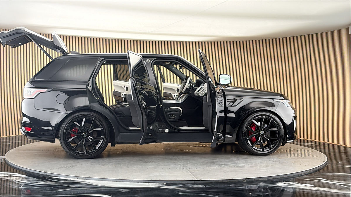 More views of Land Rover Range Rover Sport