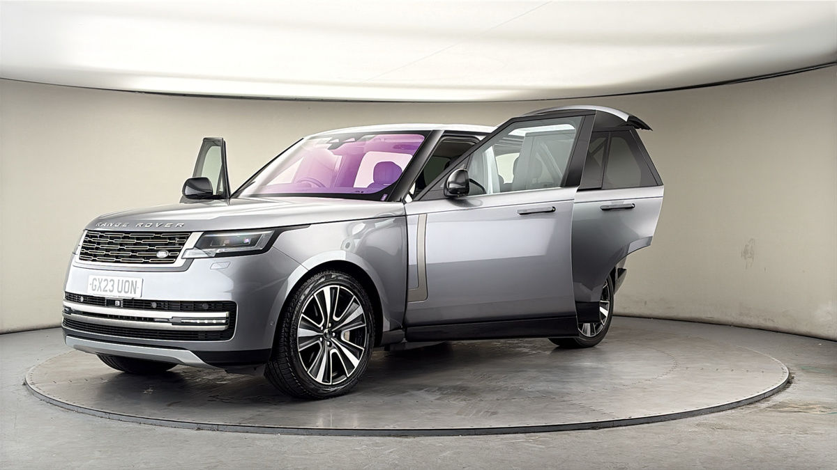 More views of Land Rover Range Rover