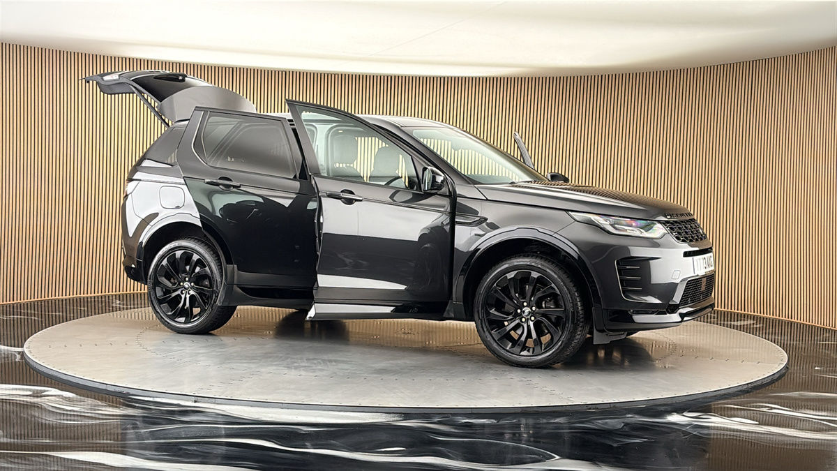 More views of Land Rover Discovery Sport