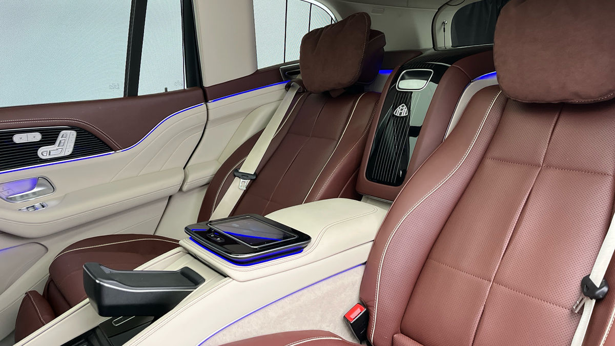 Mercedes-Benz Maybach GLS Image 42