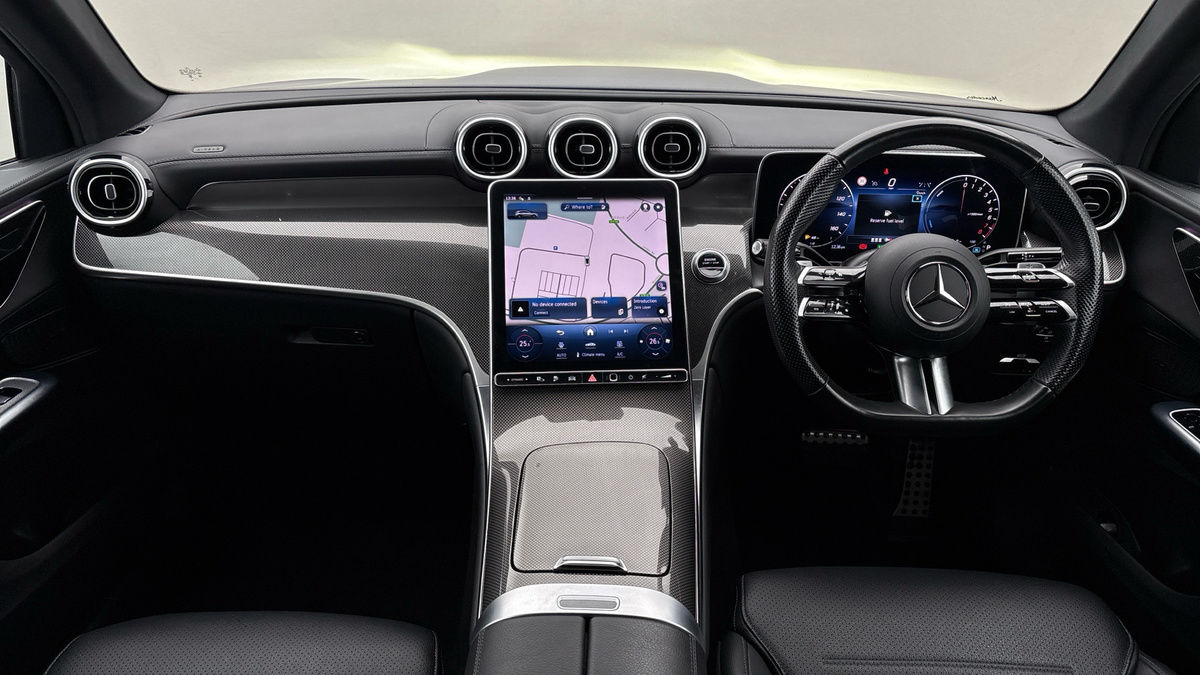 Mercedes-Benz GLC Image 12