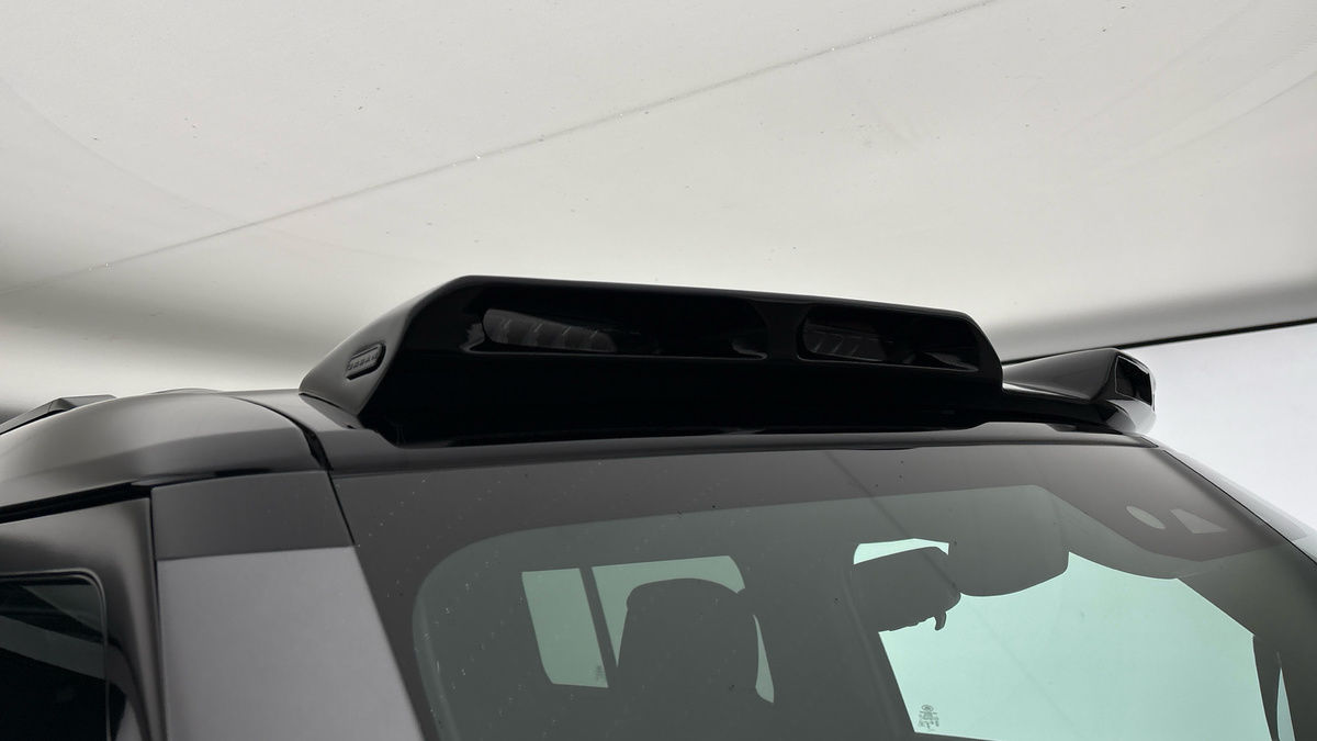 Land Rover Defender 110 Urban Image 27