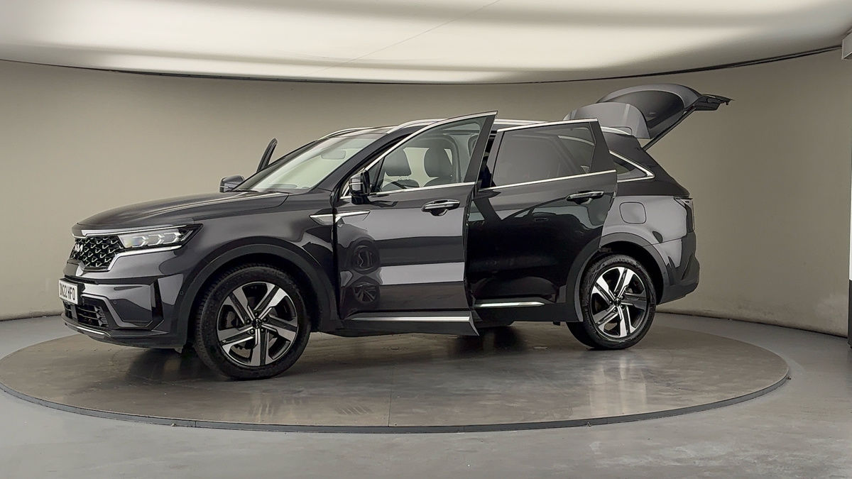 More views of Kia Sorento