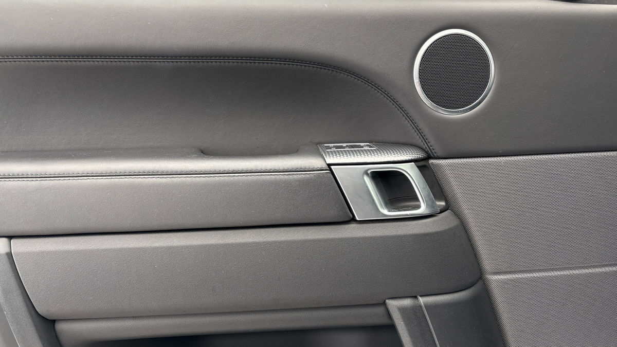 Land Rover Range Rover Sport Image 19