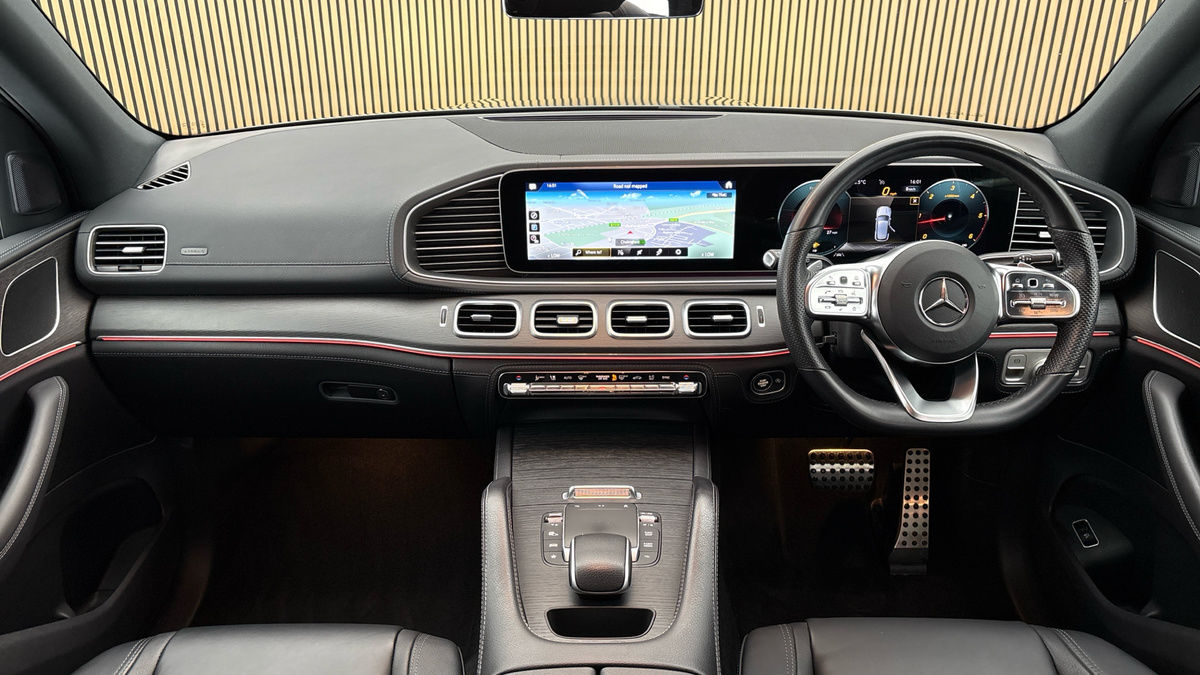Mercedes-Benz GLE Image 12